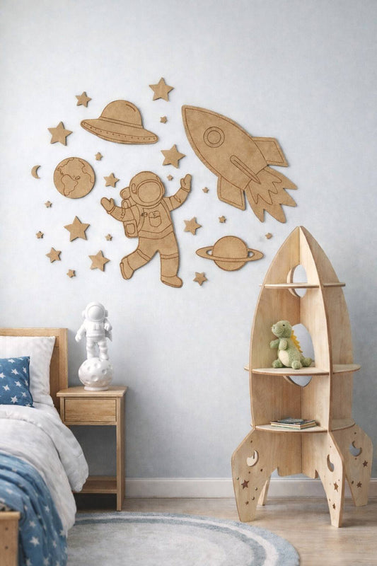 Ξύλινος διαστημικός πύραυλος βιβλιοθήκη