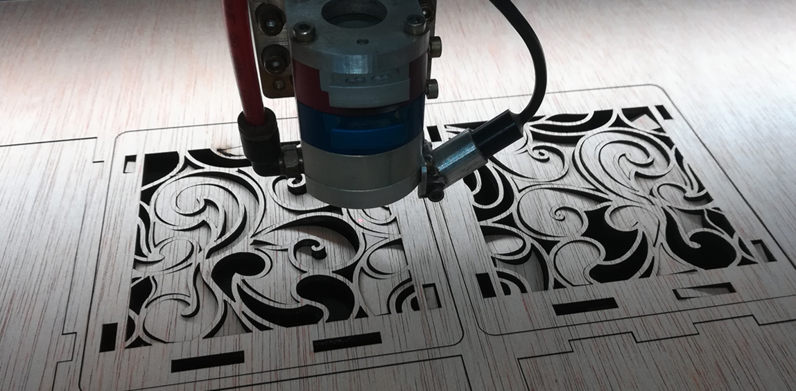 Υπηρεσίες κοπής μεγάλων διαστάσεων (έως 2Χ3 μετρά)