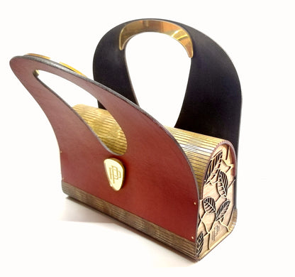 ΤΣΑΝΤΑ ΑΠΟ ΞΥΛΟ ΚΑΙ ΔΕΡΜΑ ΜΕ ΑΝΑΓΛΥΦΑ ΠΛΑΪΝΑ